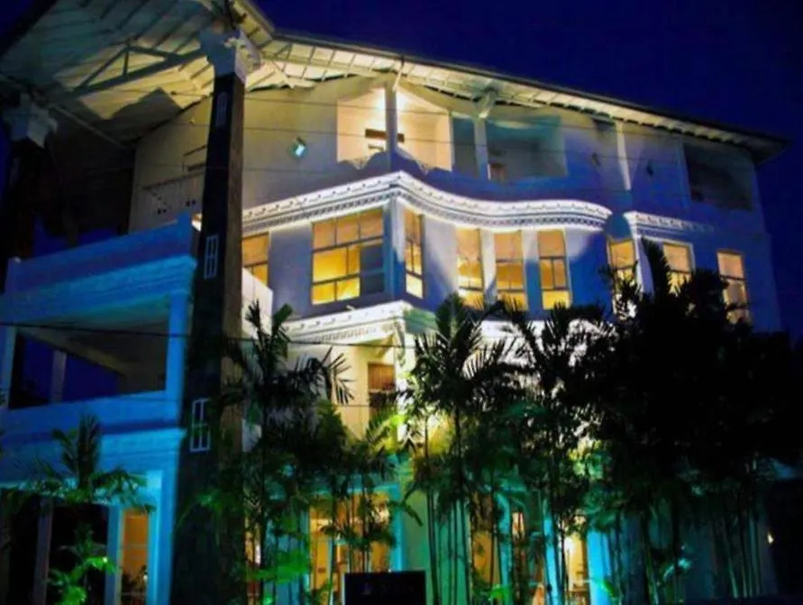 Silva'S Beach Hotel Negombo